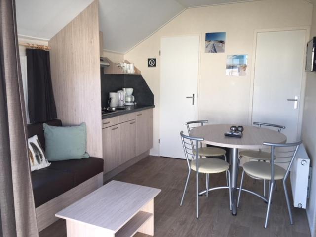 Camping Oase, Zanddijk 75 Villa Julianadorp Bagian luar foto